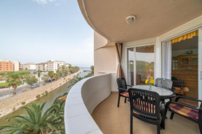 Beach apartment Calafell center with parking